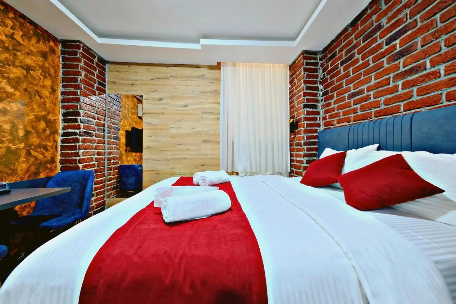Yellow Mansion Стамбул